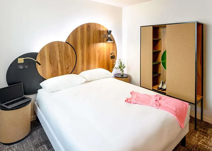 Ibis Styles Paris Meteor Avenue D'Italie Hotel